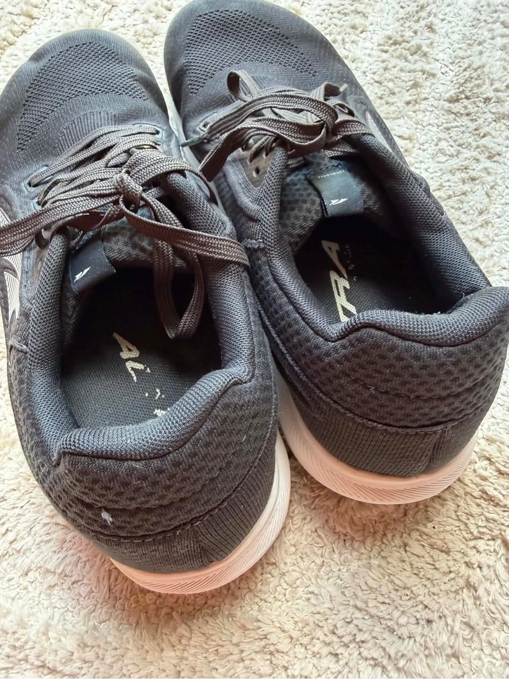 Altra Escalante Athletic Running Sneakers Shoes Mens Size 12.5 Black White